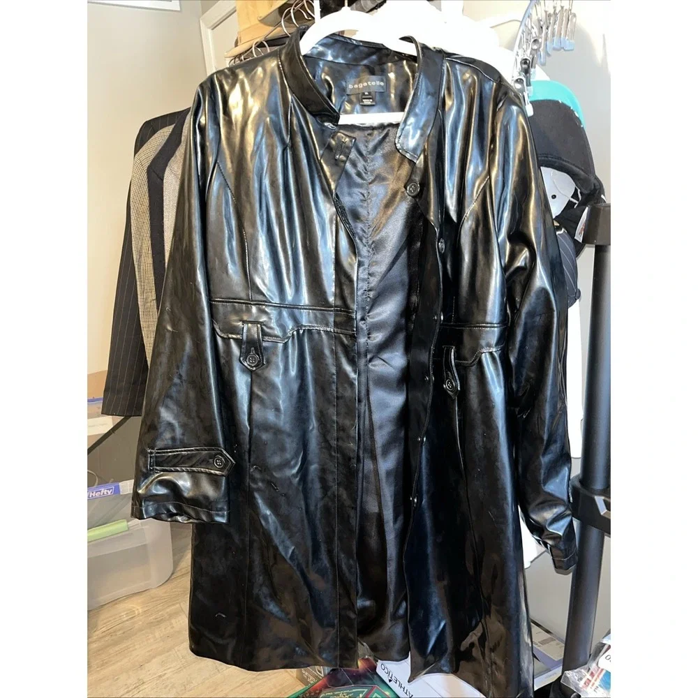 BAGATELLE Women's Black Faux Leather Grunge Chic‎ button Trench Coat XL